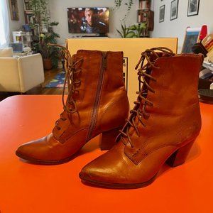 FRYE Renee Lace Up Boot in Redwood, size 8.5